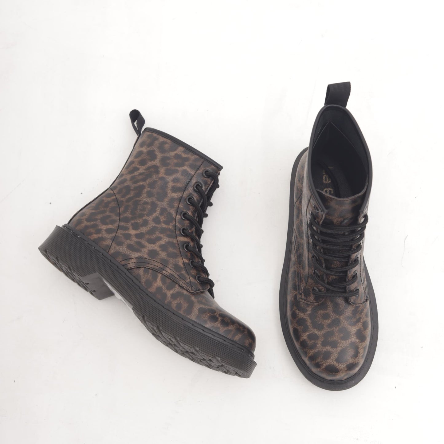 ANFIBIO 8 BUCHI LEOPARDO MT88IPULE CHOCOLA