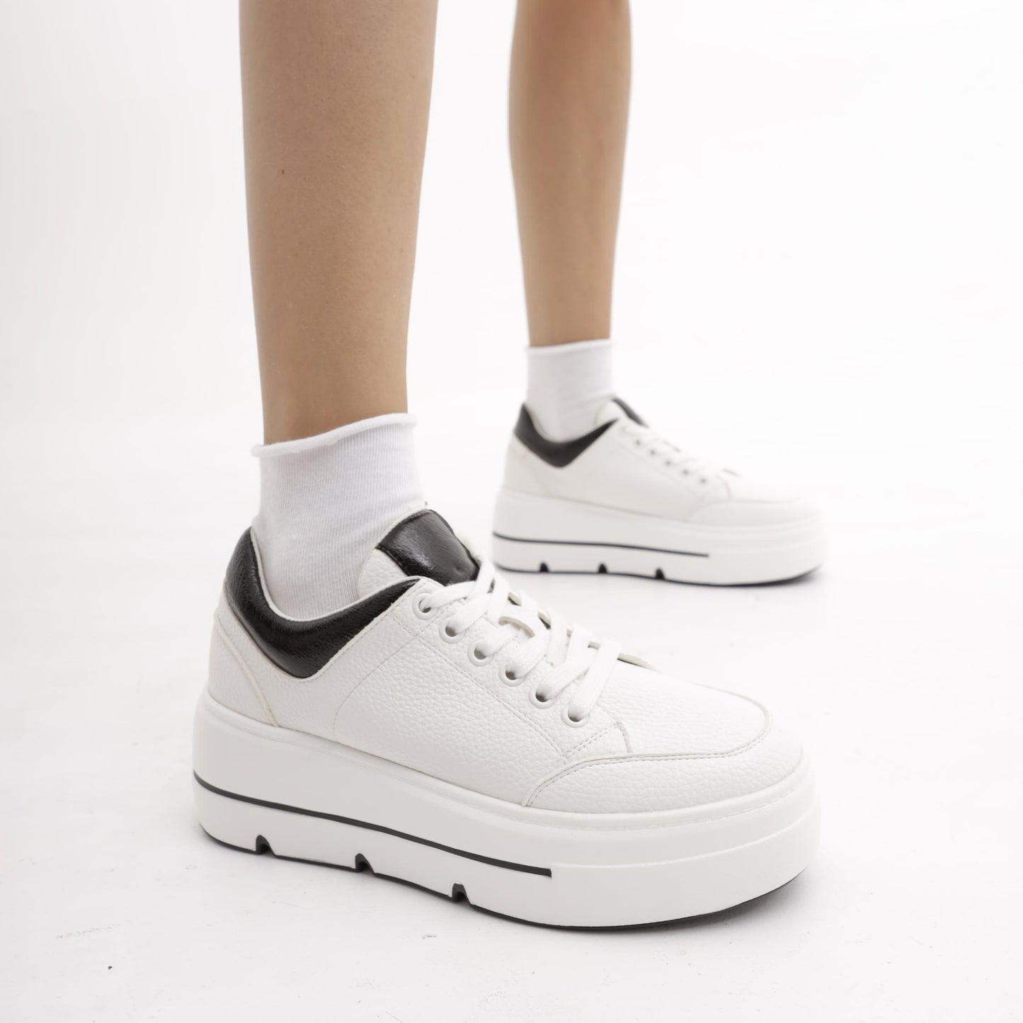 SNEAKERS FLATFORM BIANCO/NERO