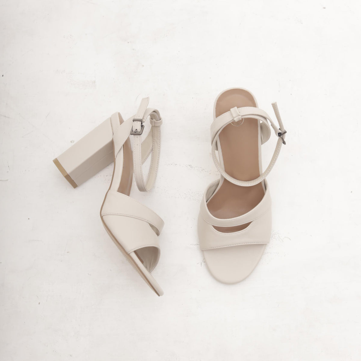 SANDALO FASCIA E CINTURINO BEIGE