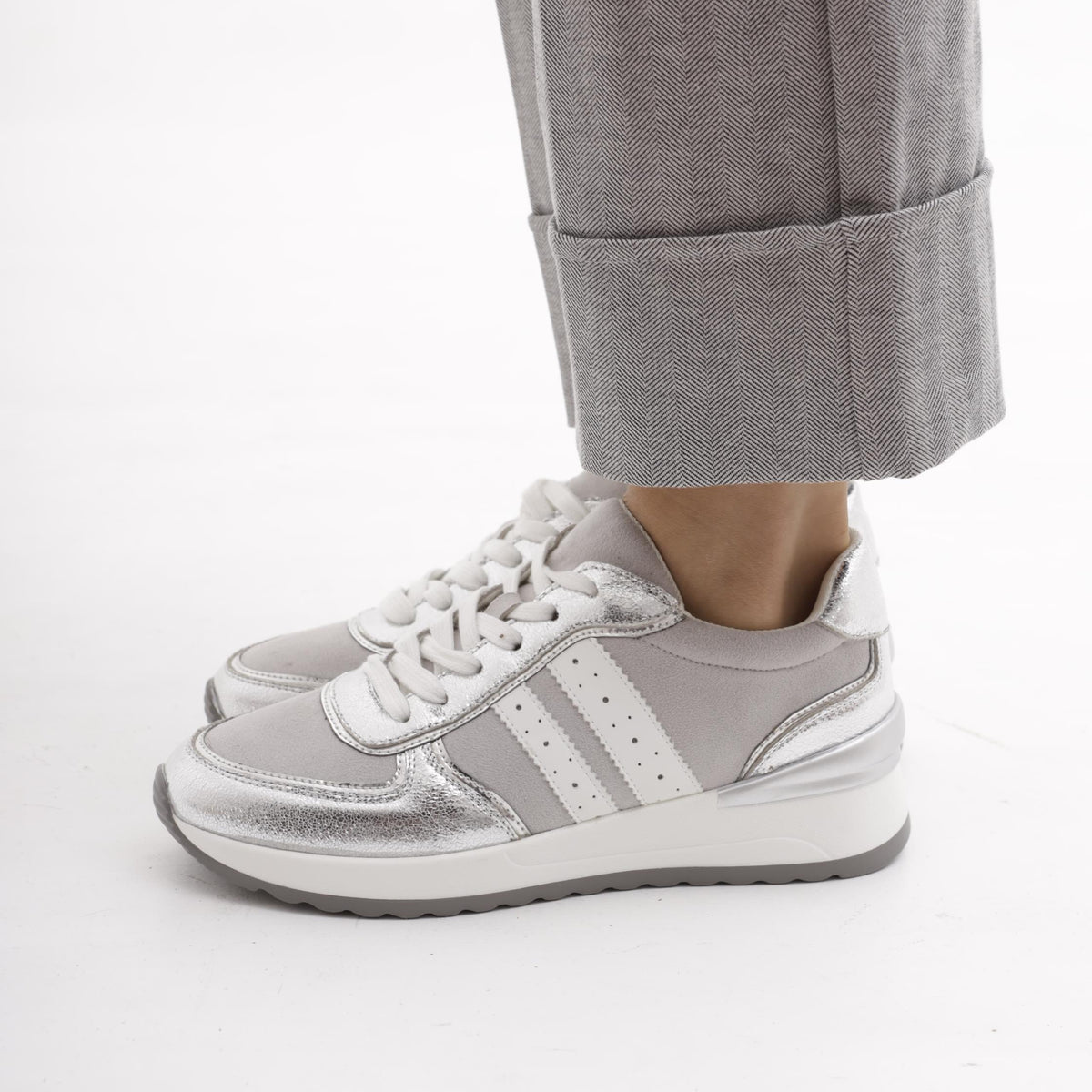 SNEAKERS RUNNING ALTA ARGENTO<BR/>