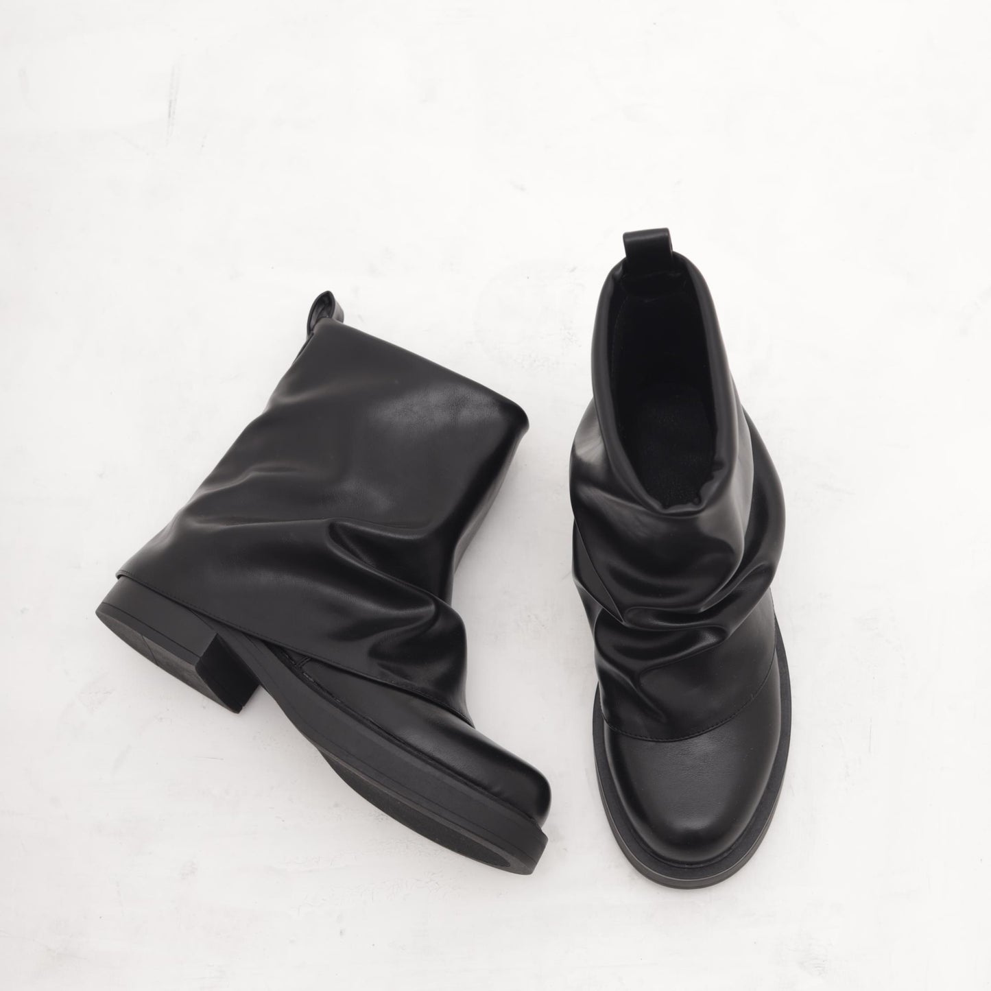 TRONCHETTO BASSO RISVOLTATO NERO MP2744-5PUNE CHOCOLA