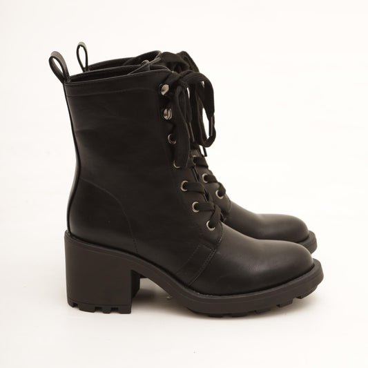 ANFIBIO CON TACCO NERO MP714-1PUNE CHOCOLA