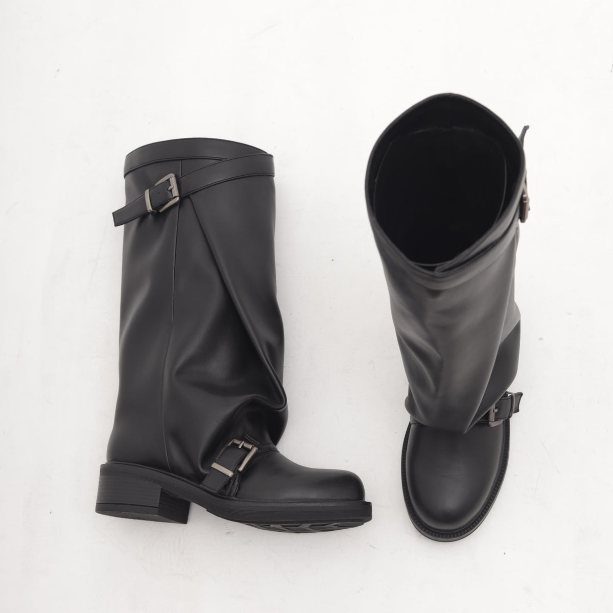 STIVALE OVERSIZE FIBBIE NERO
