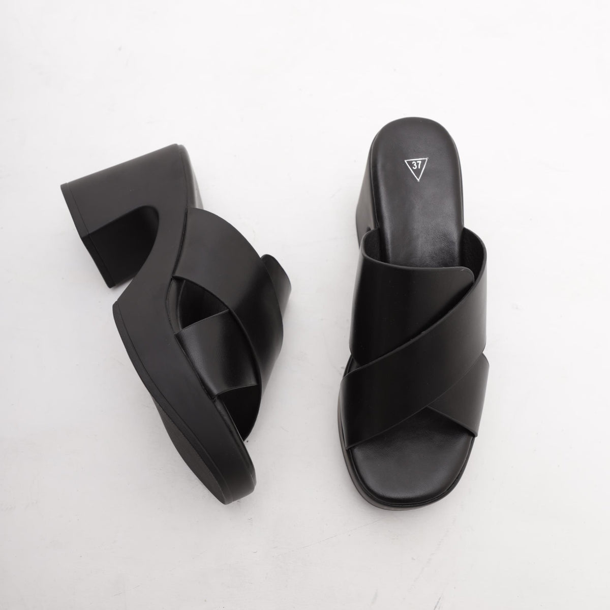 SANDALI INCROCIO NERO