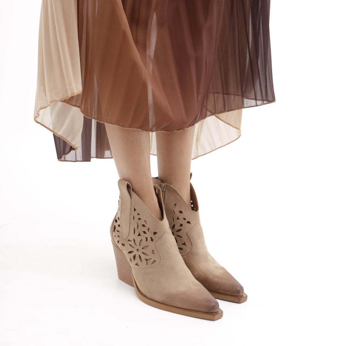 TEXANO BASSO TRAFORATO TORTORA<BR/>