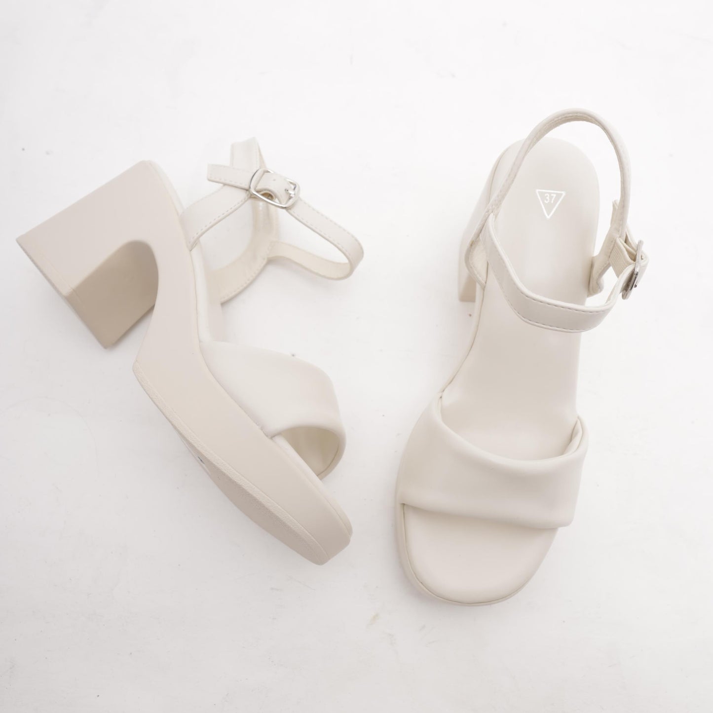 SANDALI CINTURINO PANNA