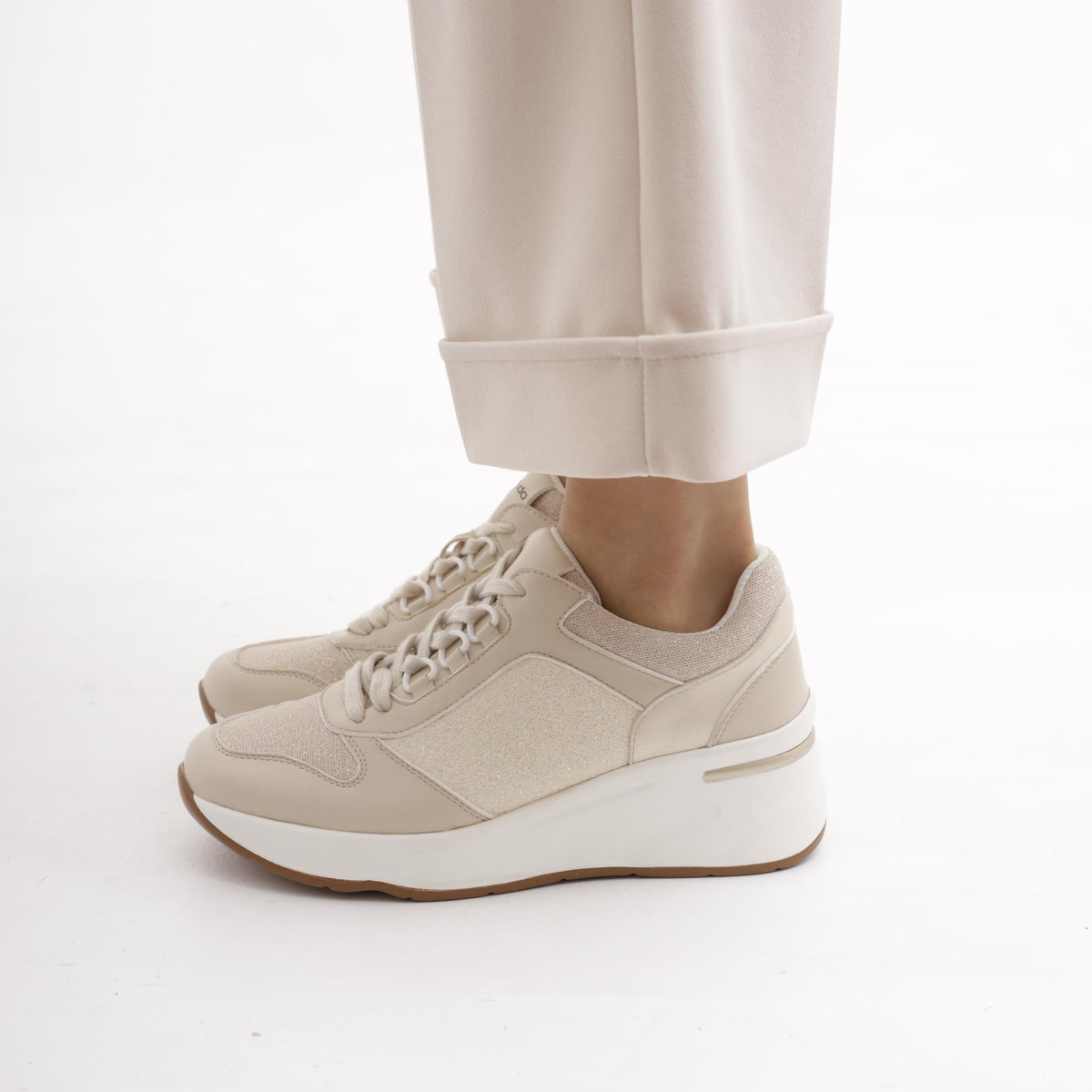 SNEAKERS ALTA SHINY BEIGE<BR/>