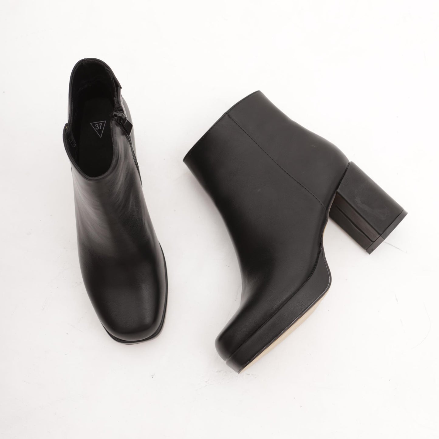 TRONCHETTO LISCIO PLATEAU NERO MP624-3PUNE CHOCOLA