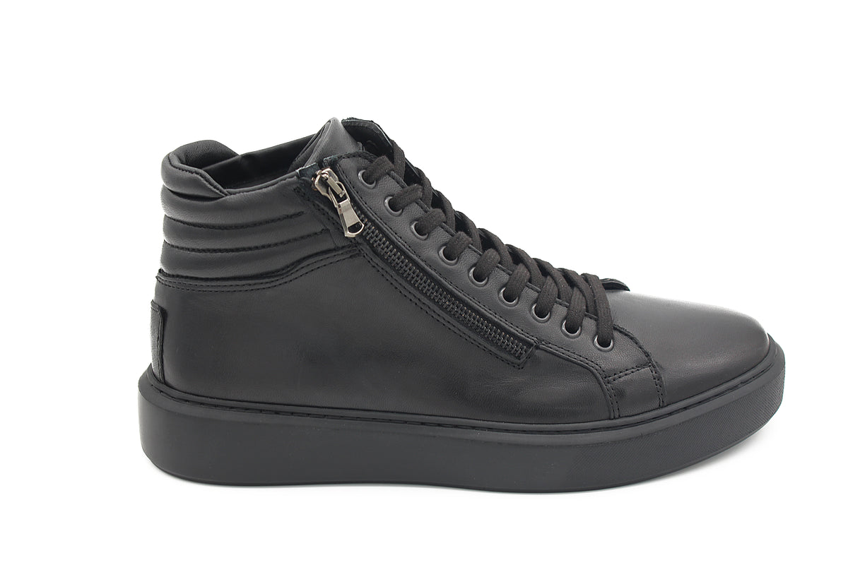 SNEAKERS ALTA IN PELLE NERA 