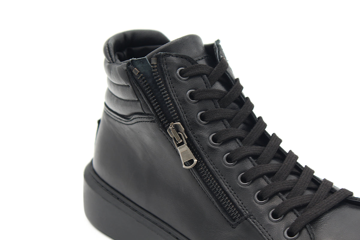 SNEAKERS ALTA IN PELLE NERA 