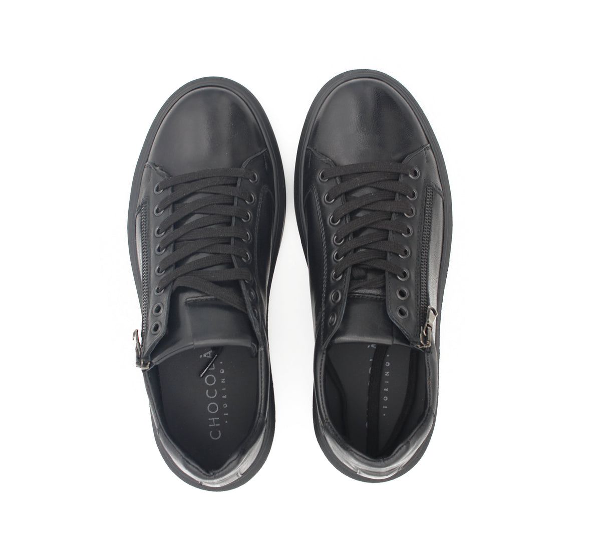 SNEAKERS IN PELLE NERA CON ZIP 