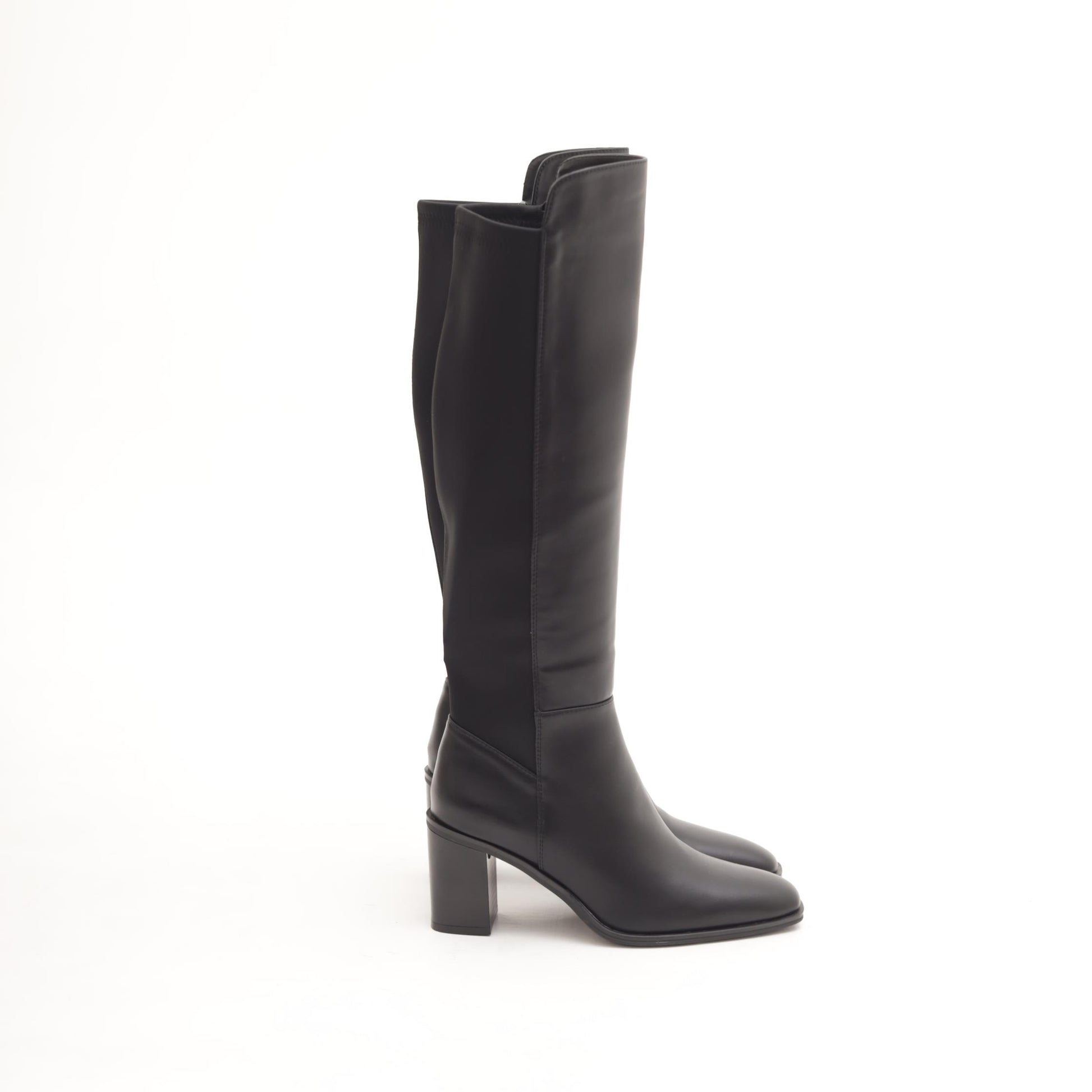 STIVALE ELASTICIZZATO NERO 