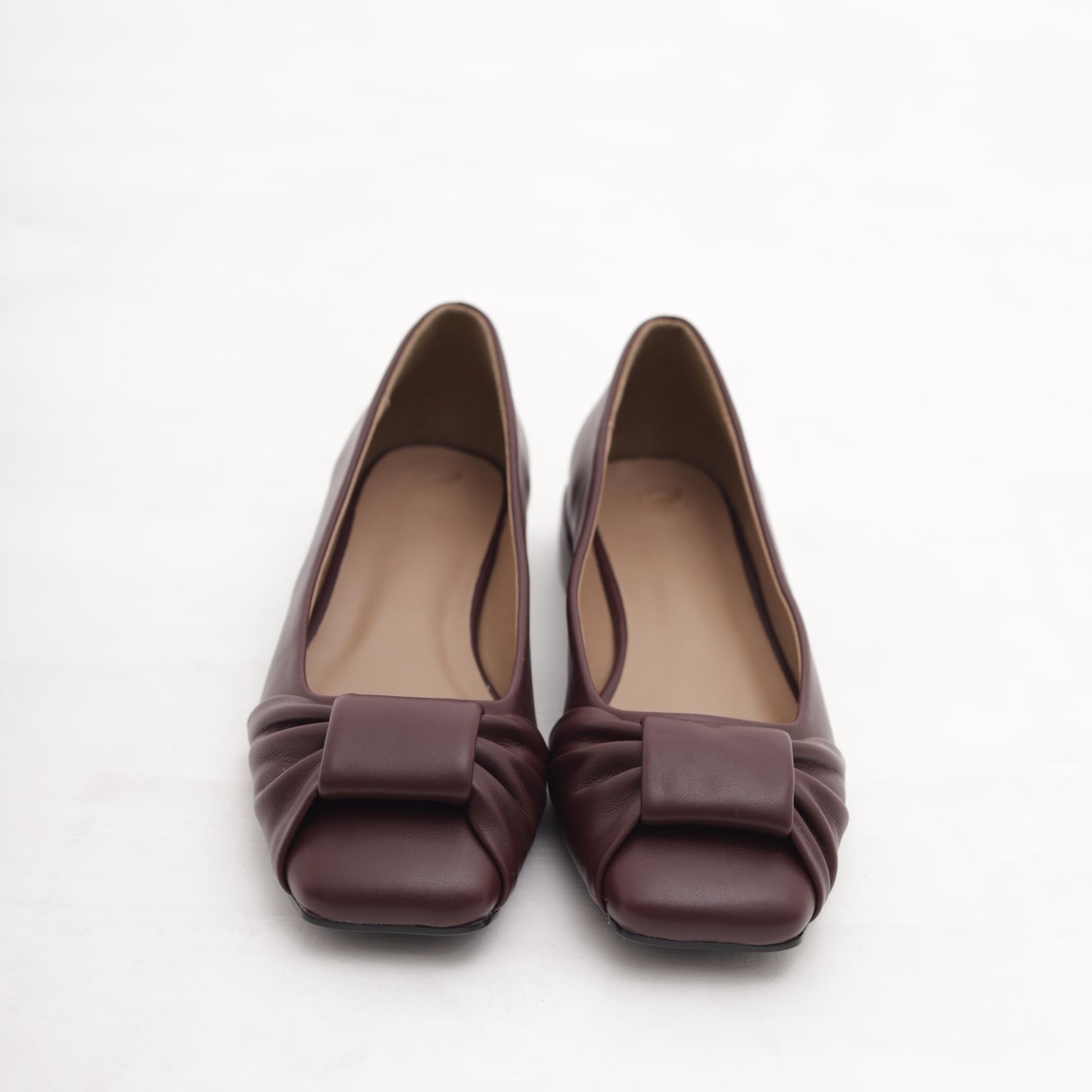 DECOLLETE FLAT NODO BORDEAUX 