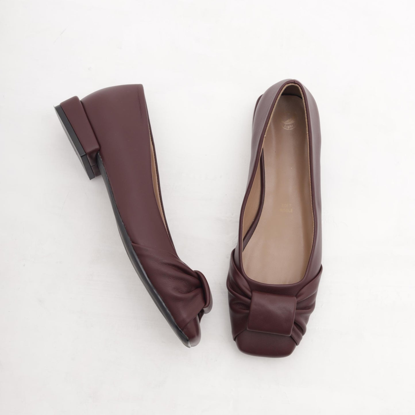 DECOLLETE FLAT NODO BORDEAUX 