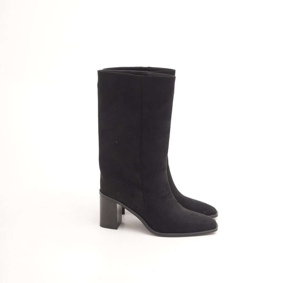STIVALE IN CAMOSCIO NERO CON TACCO 