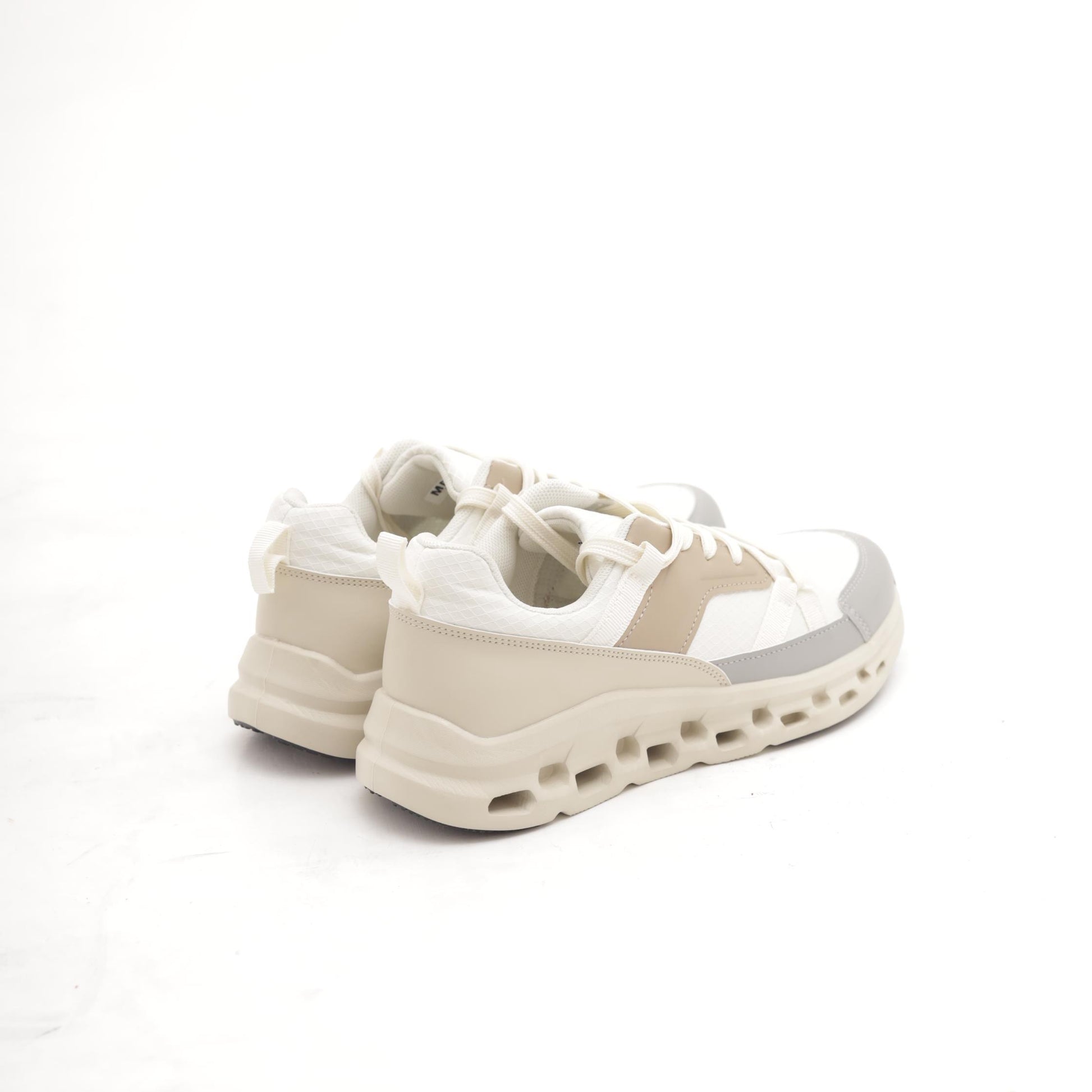 SNEAKERS RUNNING CLOUD BEIGE MP2605-4PUBE CHOCOLA