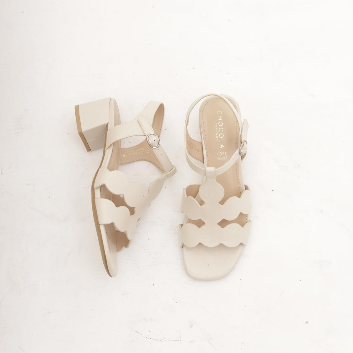 SANDALO T-BAR CERCHI BEIGE 