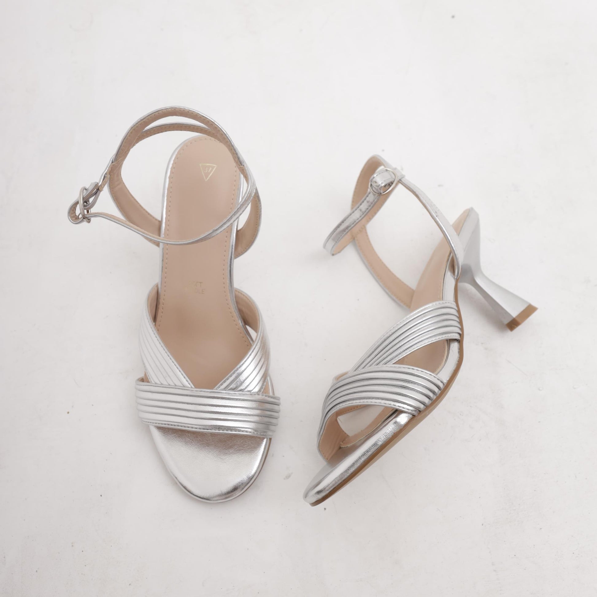 SANDALO V RIGATO ARGENTO 