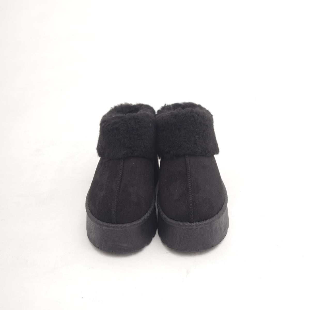 SLIPPER MAMMUT RISVOLTATO NERO 