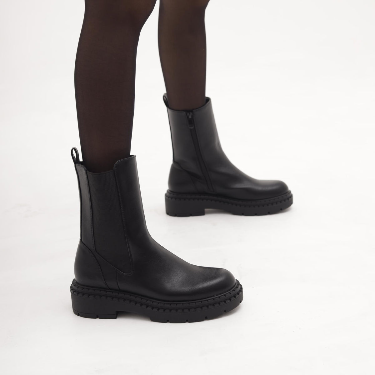 STIVALETTO ELASTICO E ZIP NERO 