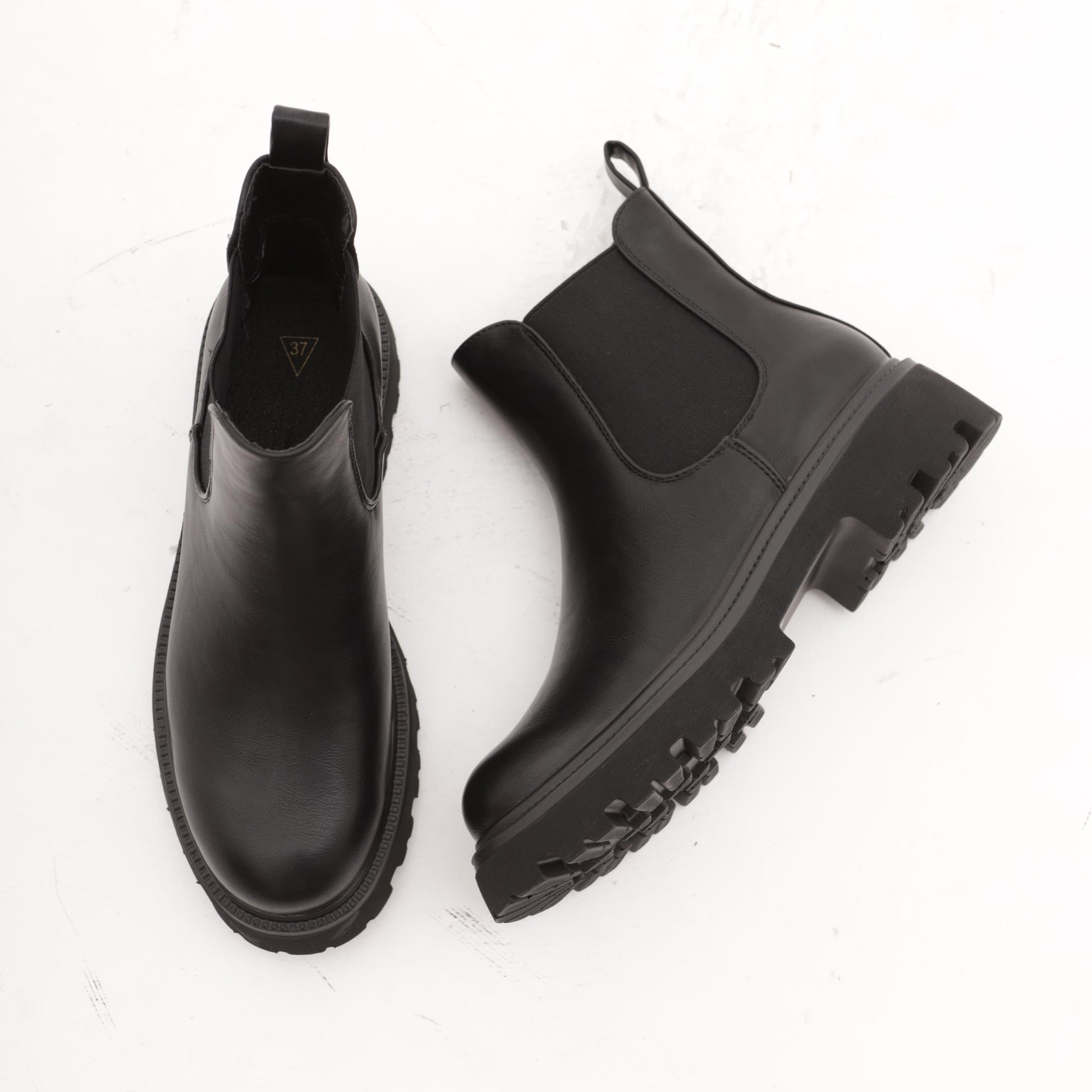 STIVALETTO BEATLES BASSO NERO 
