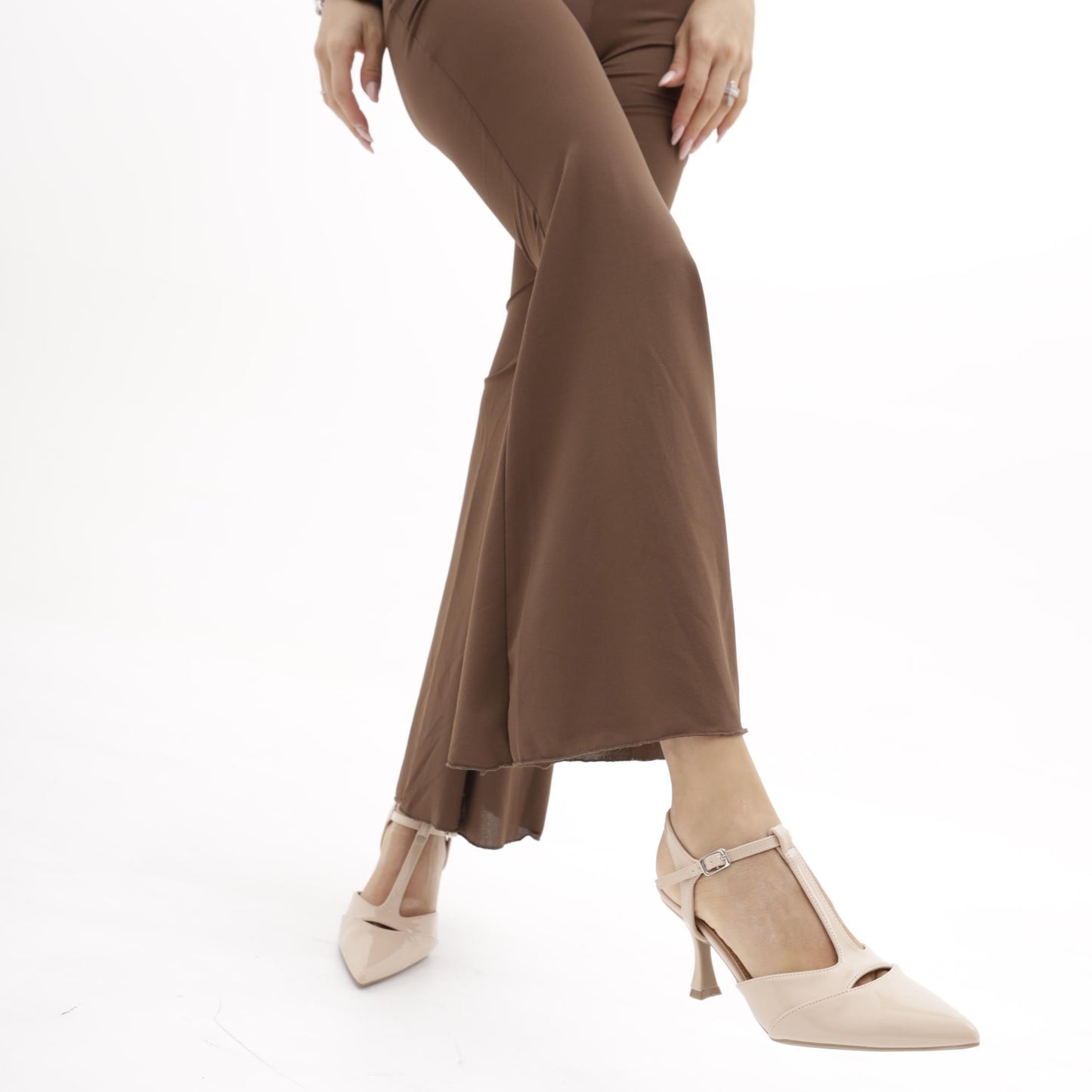 DECOLLETE' T-BAR BEIGE 