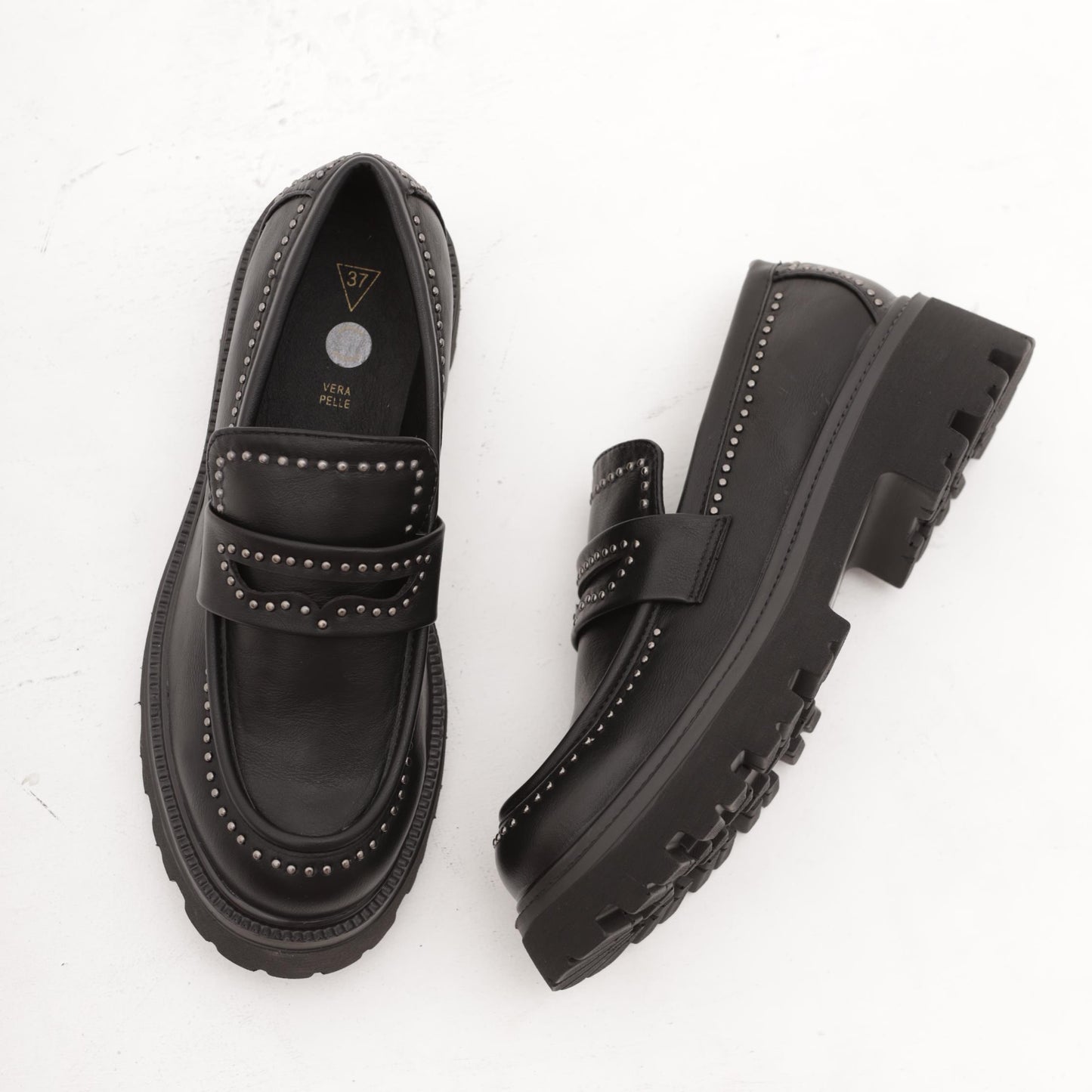 MOCASSINO SUOLA ALTA BORCHIE NERO 