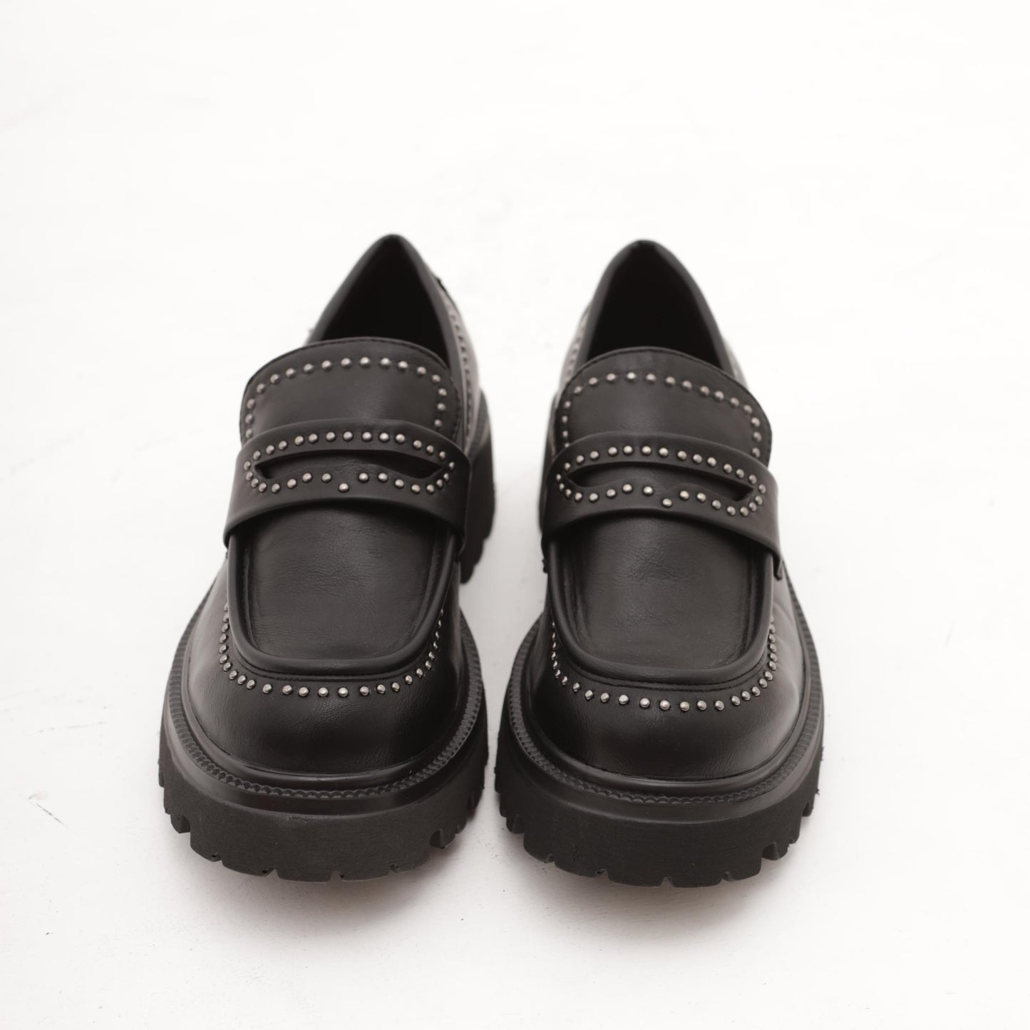 MOCASSINO SUOLA ALTA BORCHIE NERO 