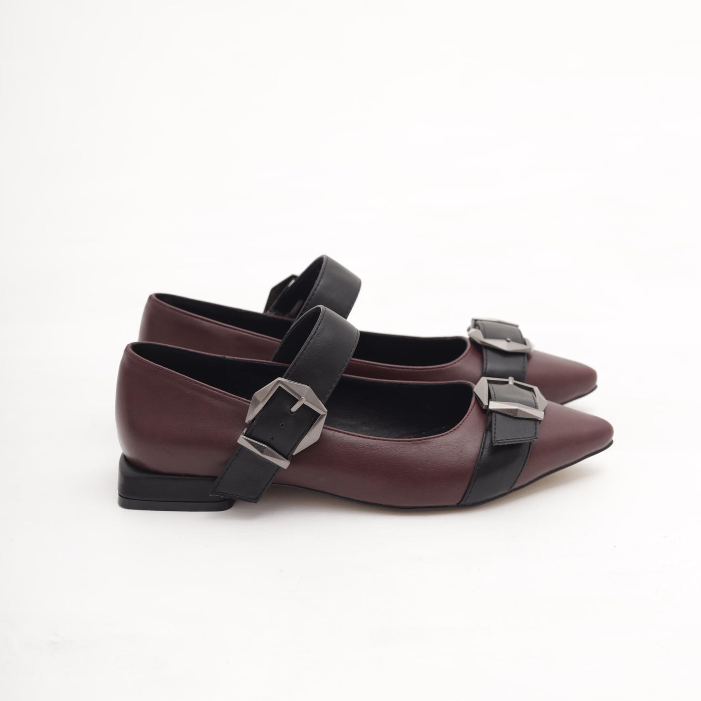 DECOLLETE FLAT FIBBIE BORDEAUX 