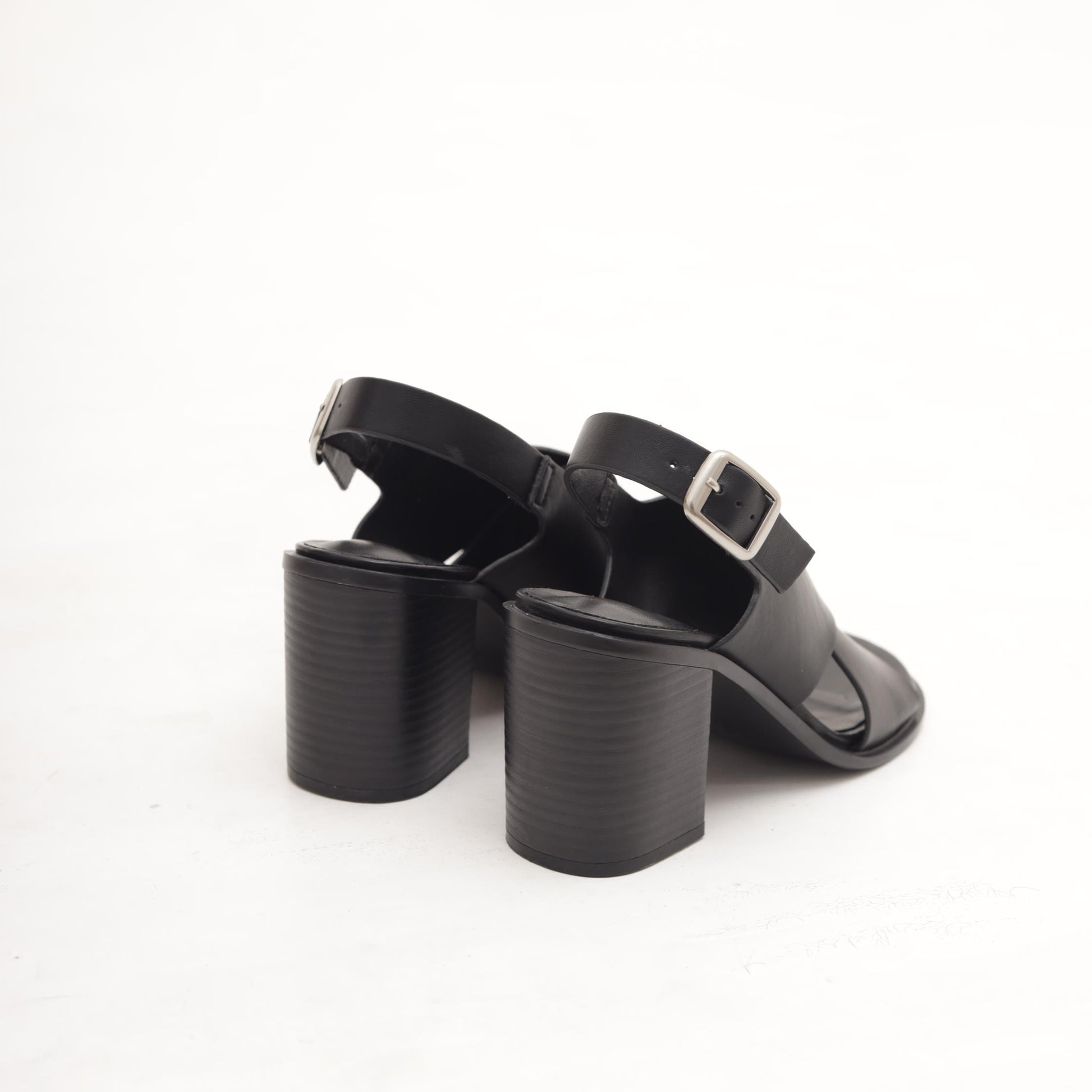 SANDALO CROSS NERO 