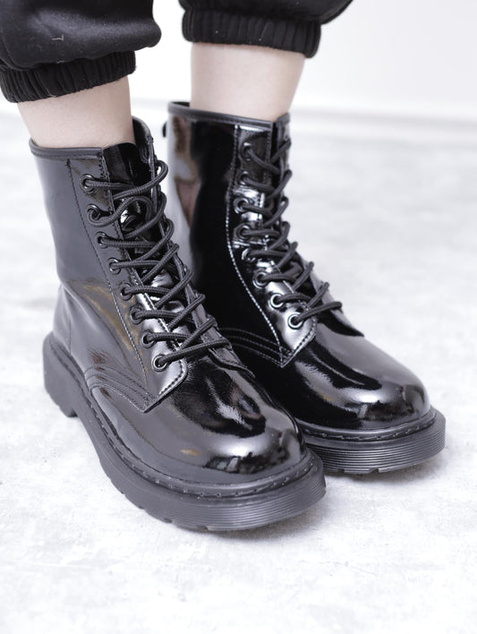 ANFIBIO 8 BUCHI VERNICE NERO MT88ABPUNE CHOCOLA