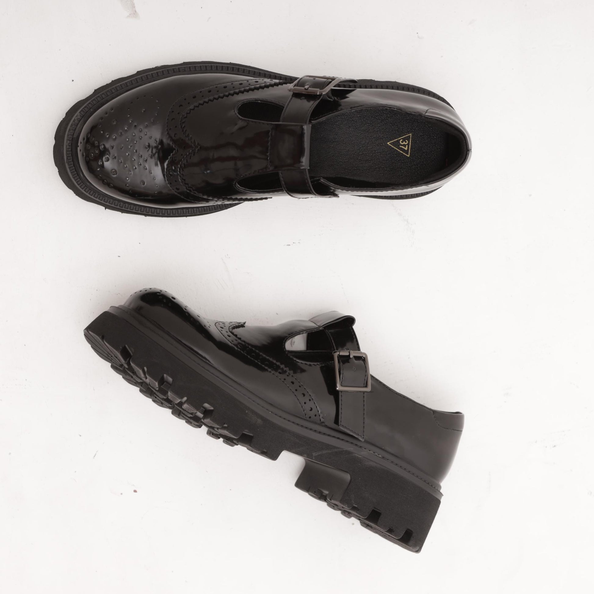 T-BAR FLAT INGLESINA NERO MP621-7WVENE CHOCOLA