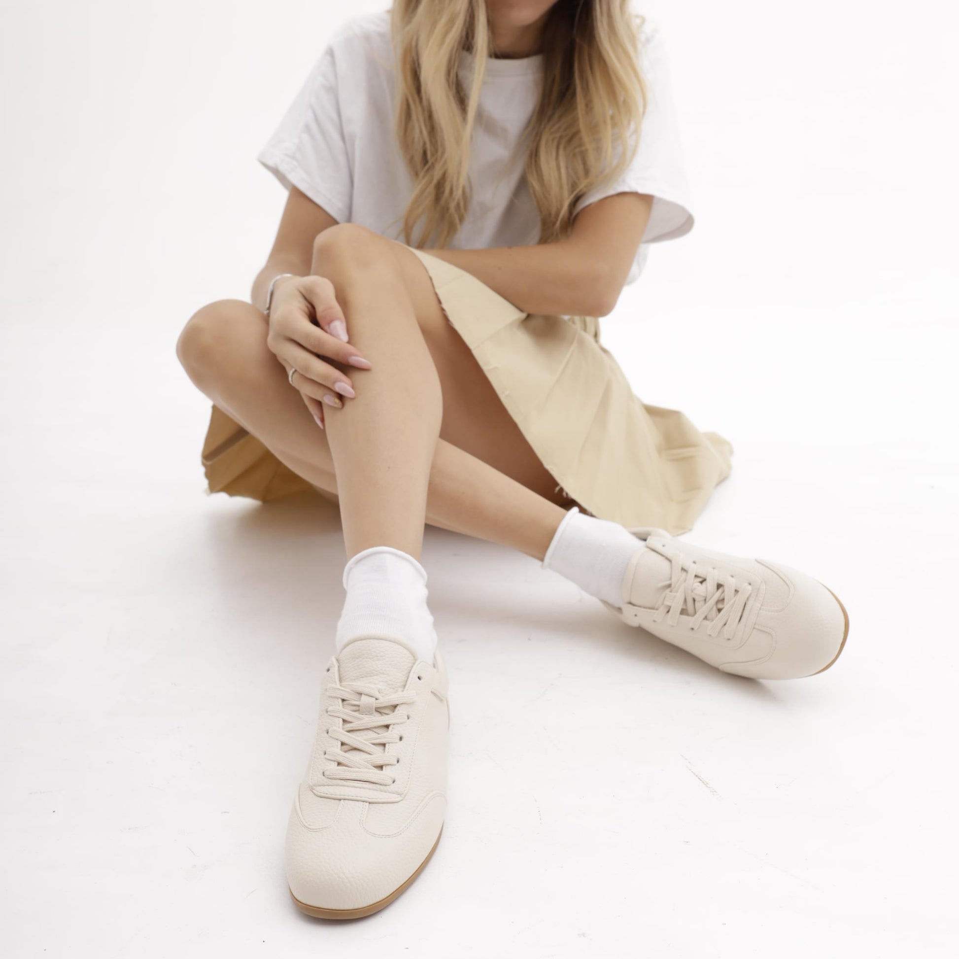 SNEAKERS LOW PROFILE BEIGE 