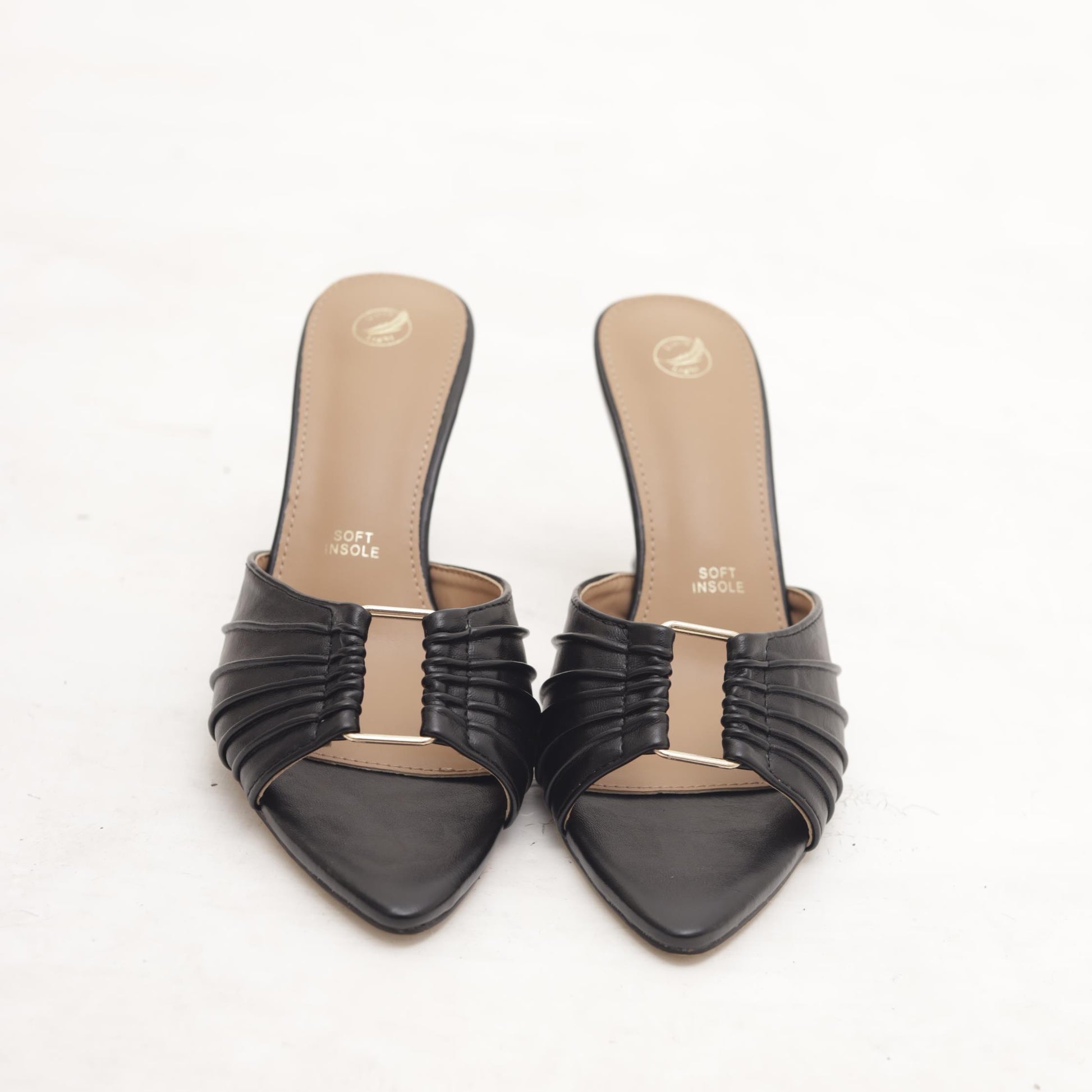 MULE CON BUCO NERO 