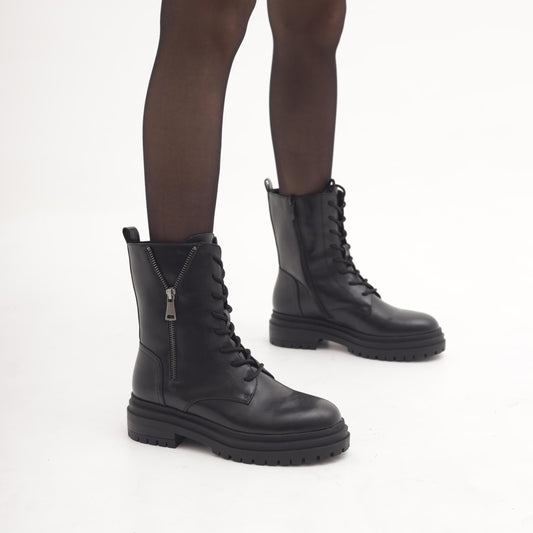 ANFIBIO CON ZIP ESTERNA NERO MP2750-1PUNERO CHOCOLA