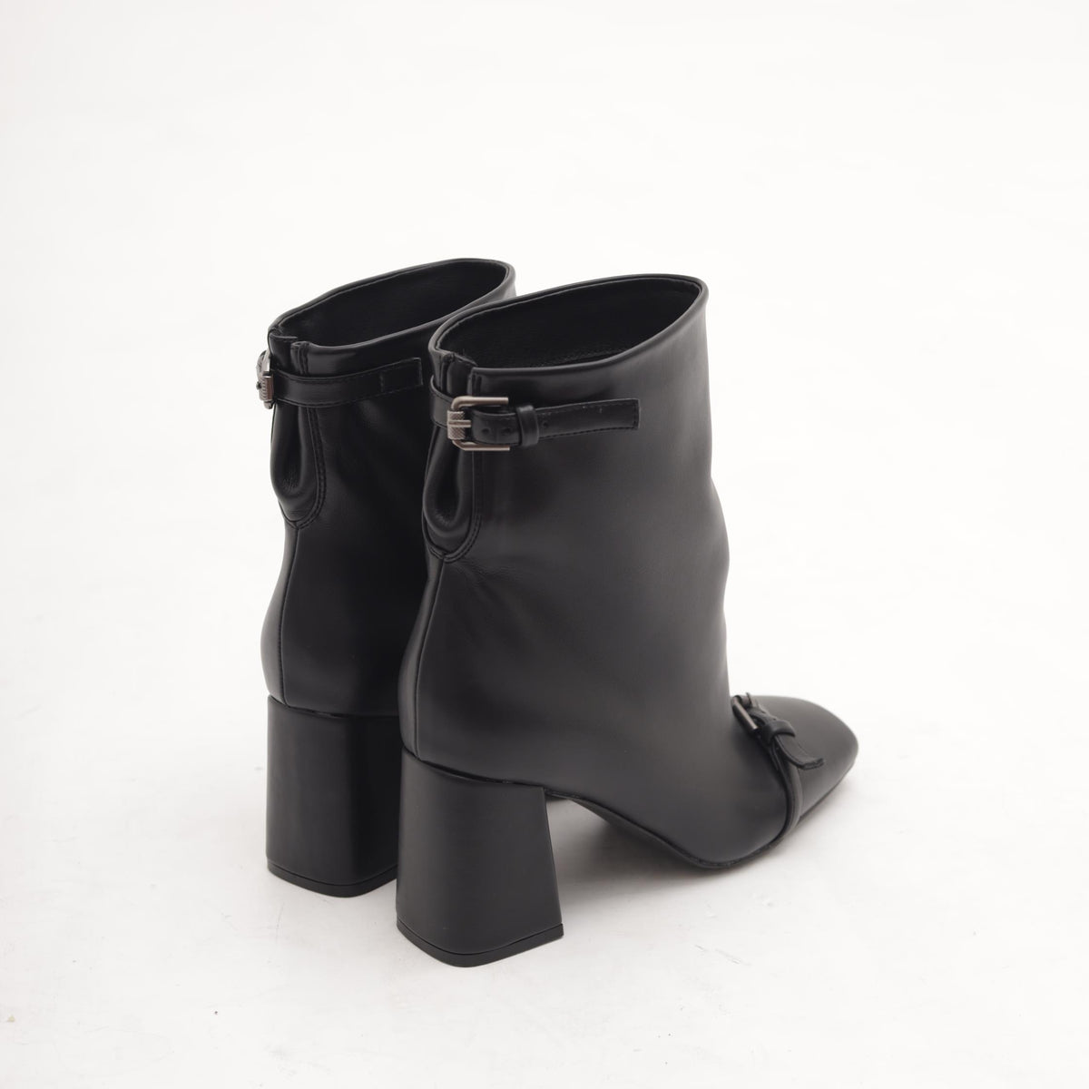 STIVALETTO OVERSIZE TACCO NERO 