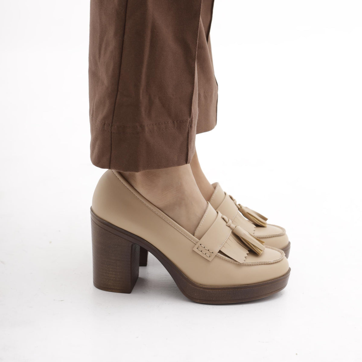 MOCASSINO TACCO NAPPINE BEIGE 
