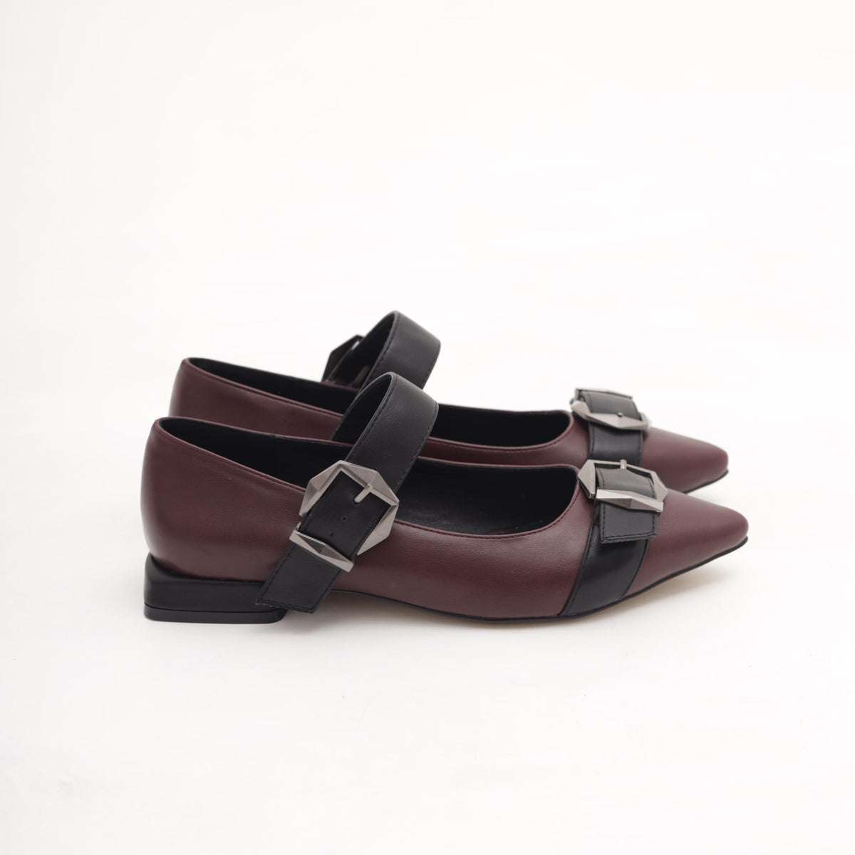 DECOLLETE FLAT FIBBIE BORDEAUX 