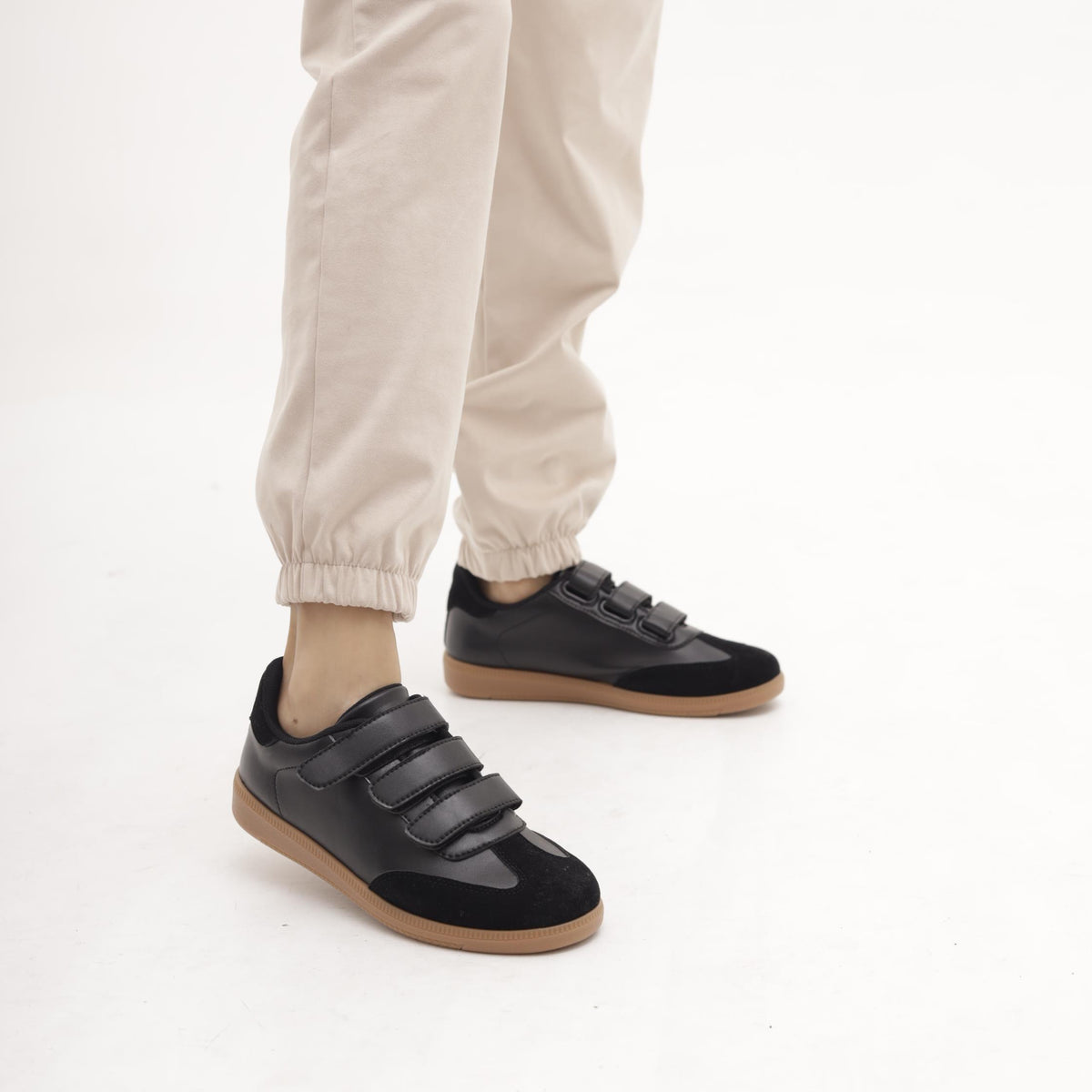 SNEAKERS FLAT STRAPPO NERO 