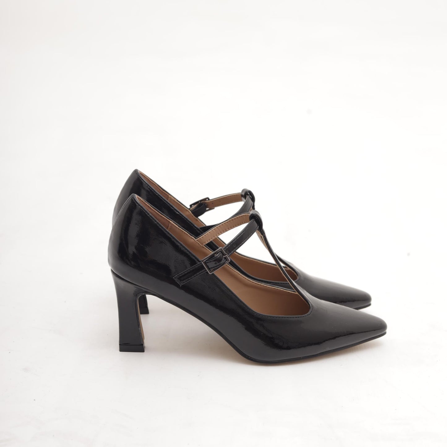 T-BAR CON TACCO NERO 