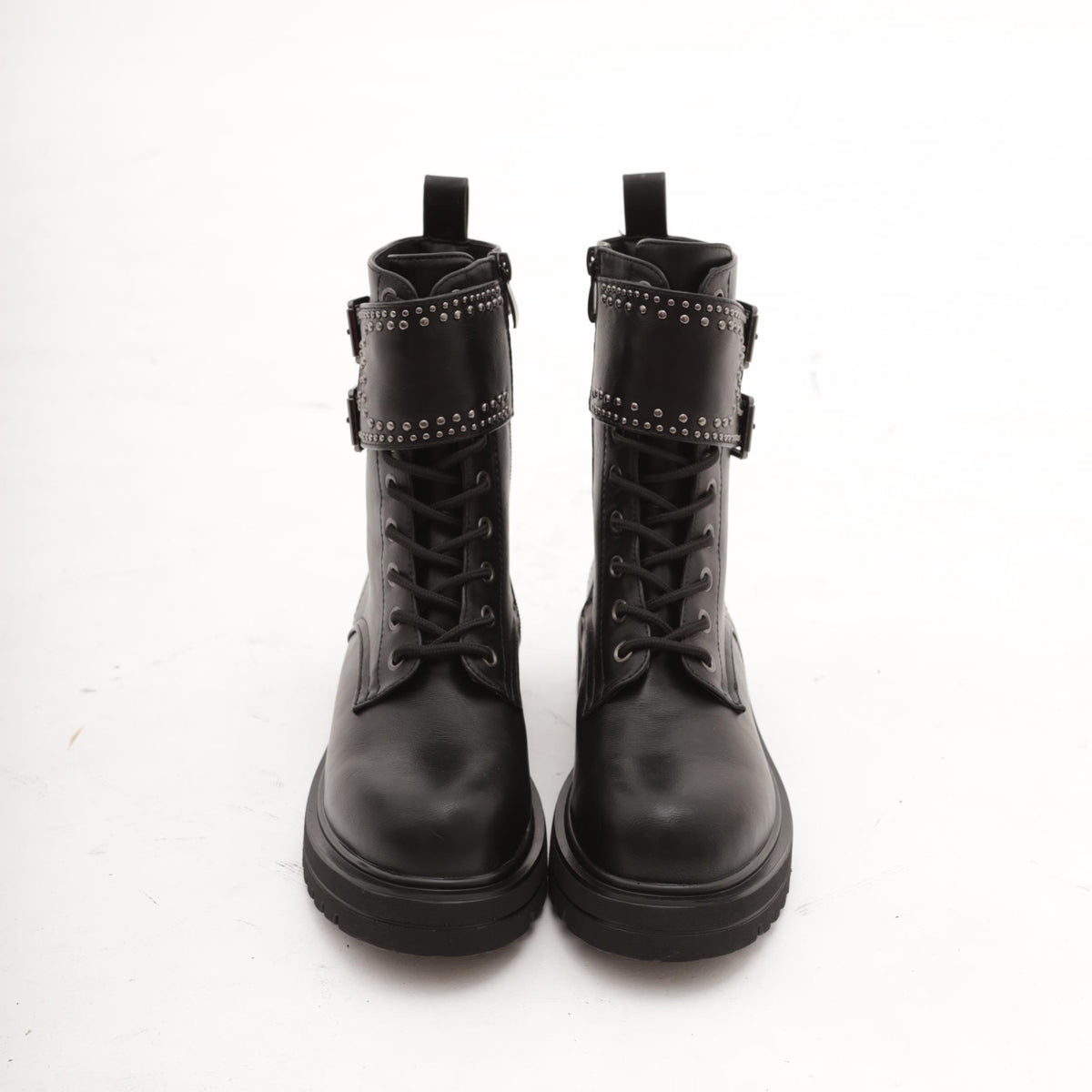 ANFIBIO ALTO 12 BUCHI BORCHIE NERO 