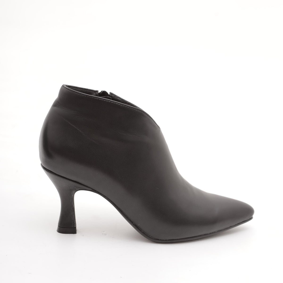 TRONCHETTO BASSO SAGOMATO NERO<BR/> 