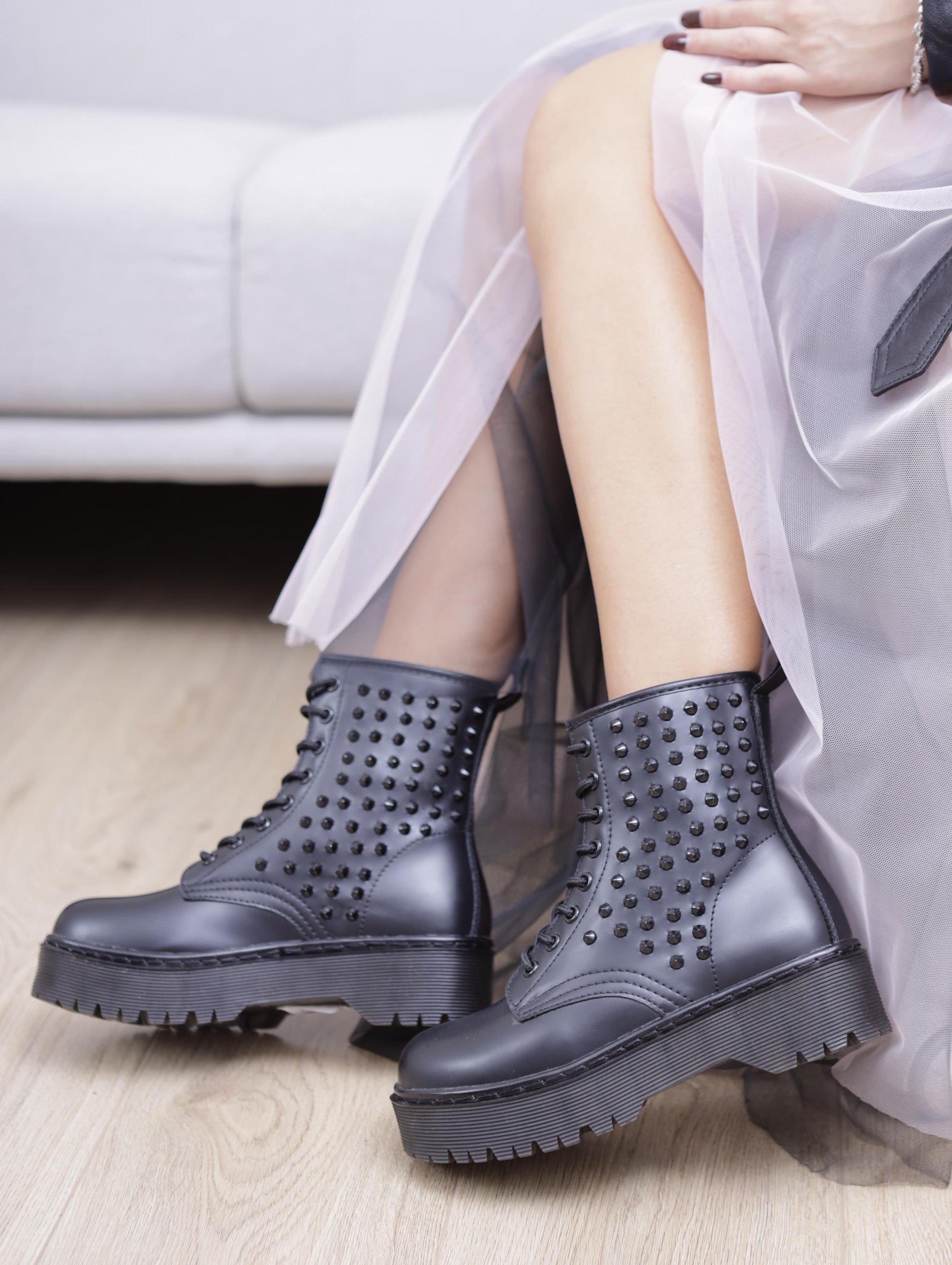 ANFIBIO 8 BUCHI PLATFORM BORCHIE NERO MT89-11PUNE CHOCOLA