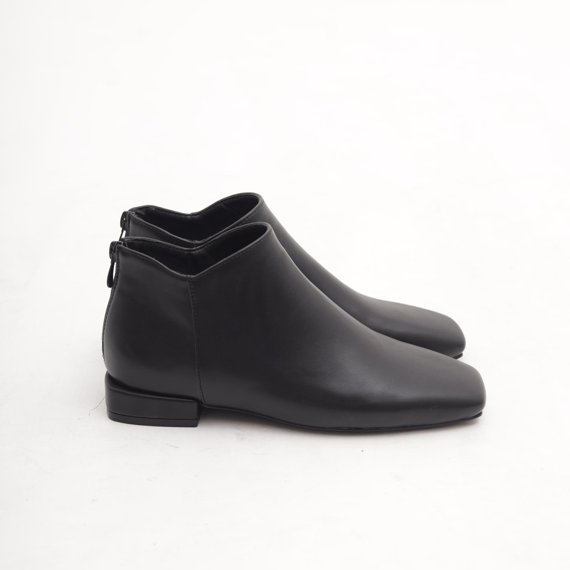 STIVALETTO FLAT QUADRATO NERO 