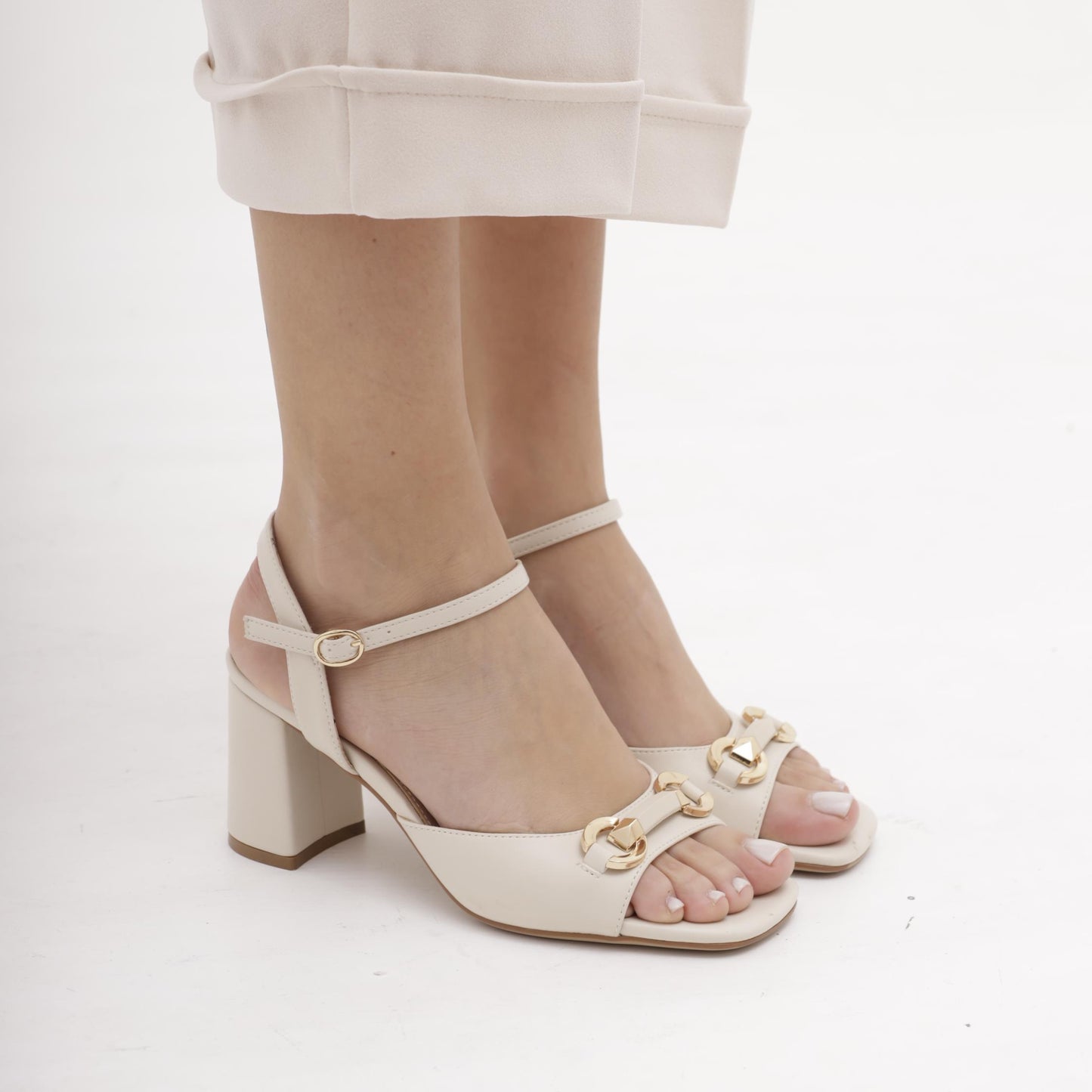 SANDALO MORSETTO PANNA 