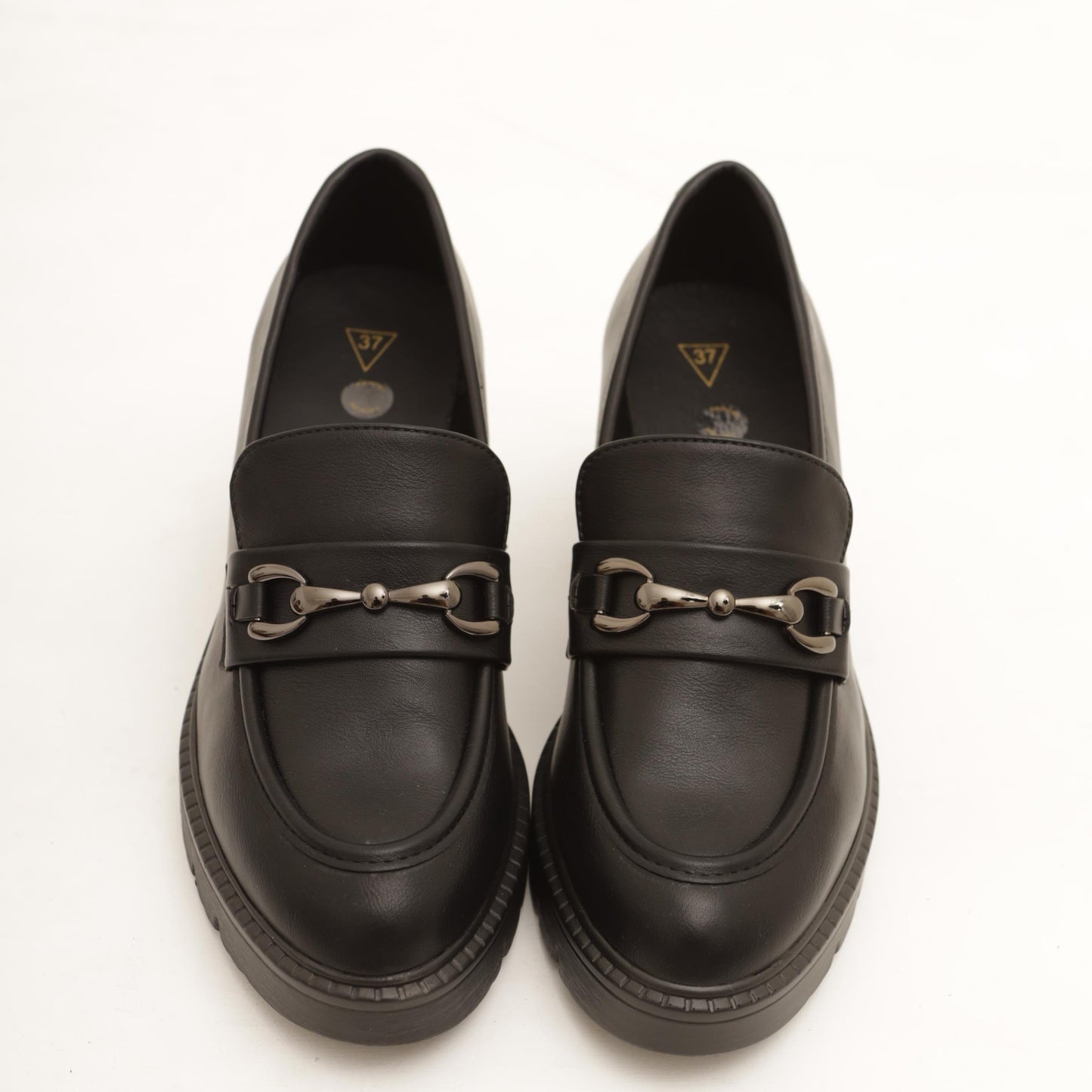 MOCASSINO CON TACCO E MORSETTO NERO 
