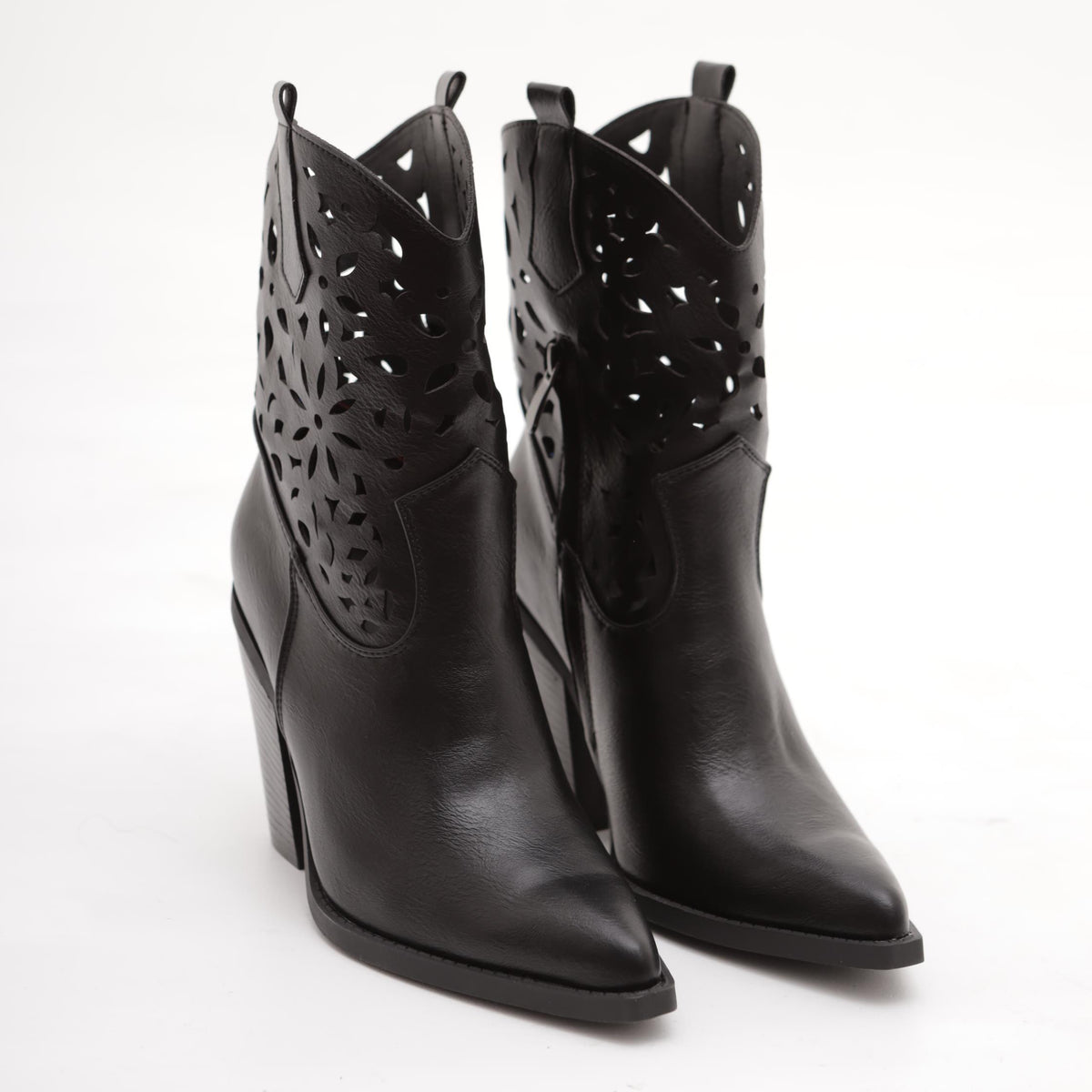 STIVALETTO TEXANO TRAFORATO NERO<BR/> 