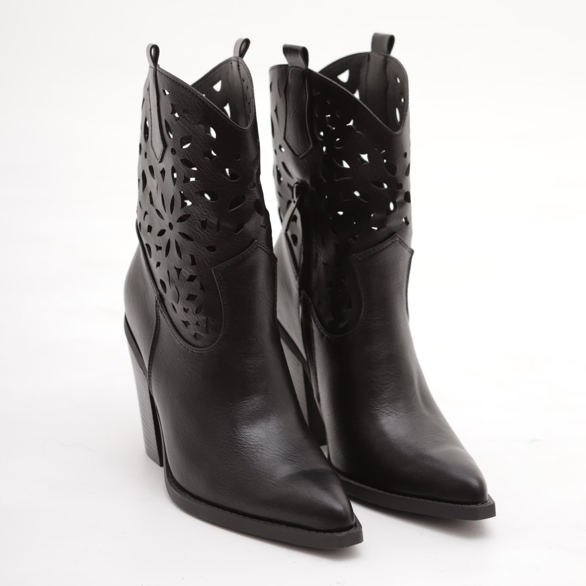 STIVALETTO TEXANO TRAFORATO NERO<BR/> 