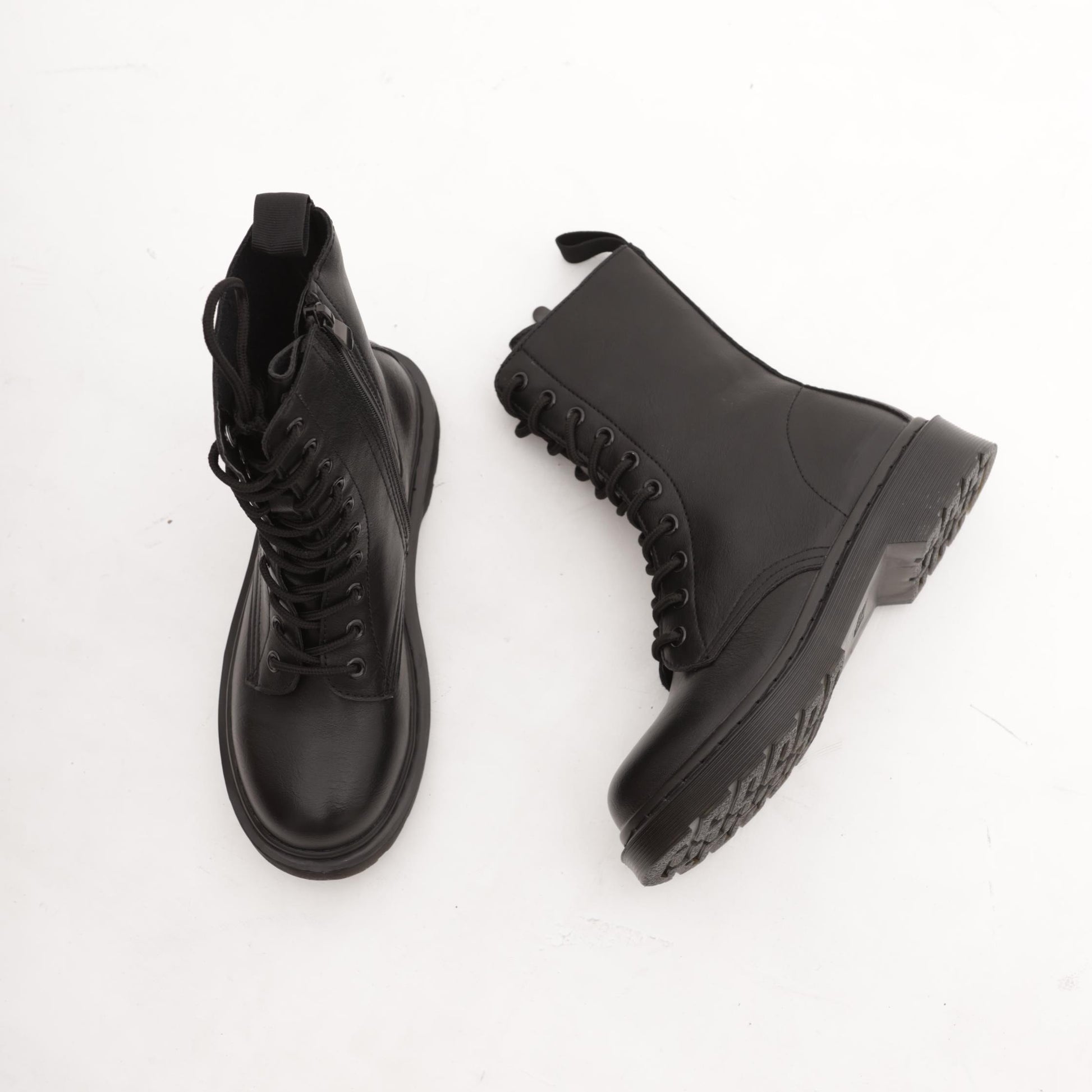 ANFIBIO ALTO CON ZIP NERO 