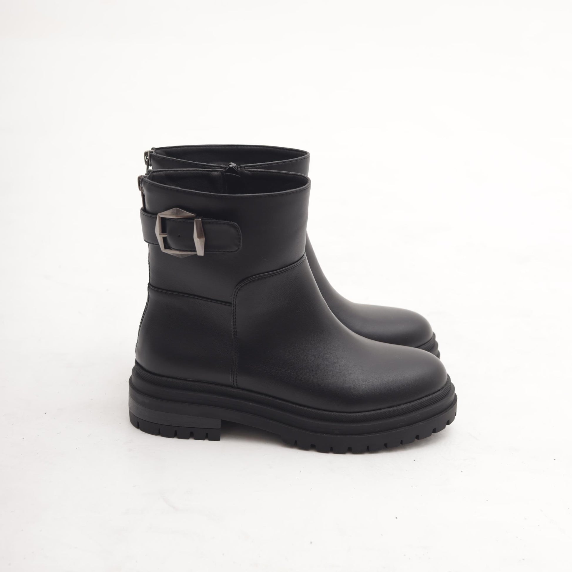 STIVALETTO CINTURINO NERO 